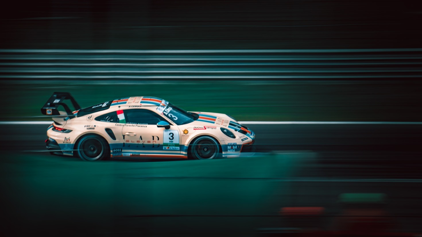 How RabócsiRing Simplifies Motorsport Logistics